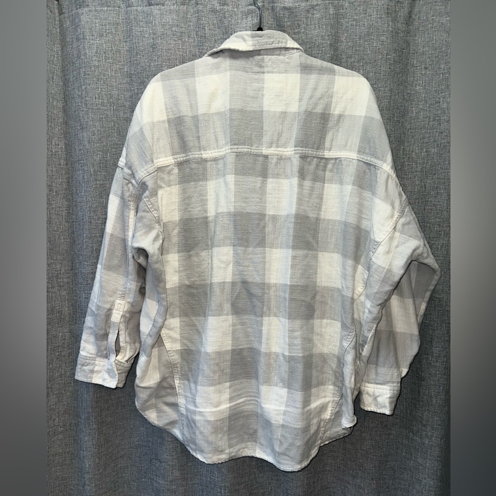 Women's American Eagle Flannel Pullover large - Picture 4 of 7